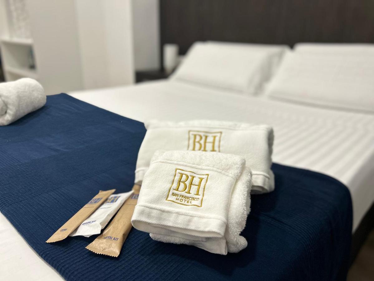 Apartamentos Bh Suites Alicante Kültér fotó
