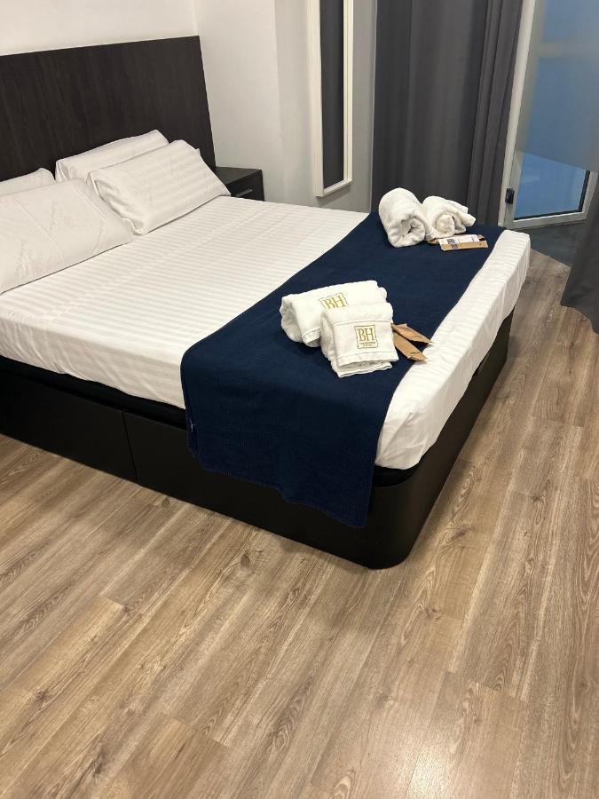 Apartamentos Bh Suites Alicante Kültér fotó